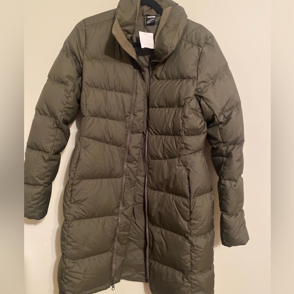 The North Face Jackets & Blazers - The North Face Green‎ Puffer Jacket